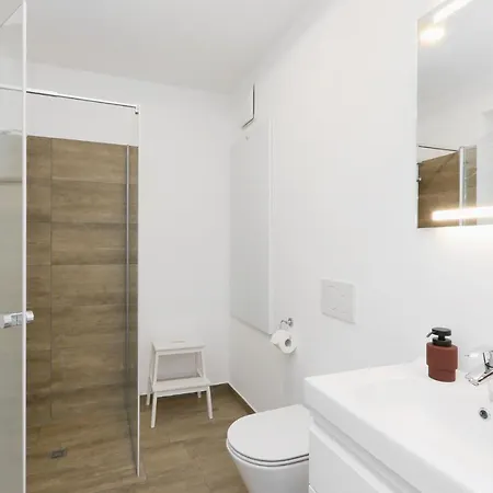 Lovely In Lembruchduemmer Apartament